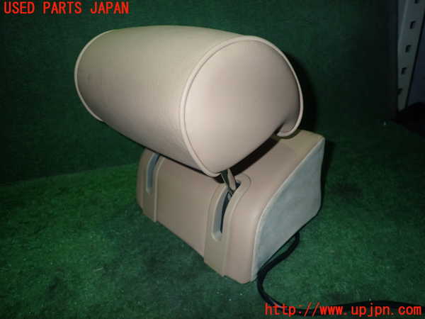 1UPJ-23617130]マセラティ・クアトロポルテ(MQP)真中2列目ヘッドレスト 中古_m0003.jpg