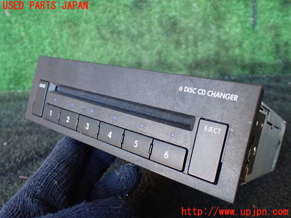 1UPJ-23626505]ベントレー・コンチネンタル・フライング・スパー(BSBEB)CDチェンジャー 中古_m0002.jpg