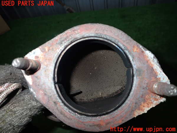 2UPJ-23632661]スカイライン(HR32)触媒1 中古_m0004.jpg