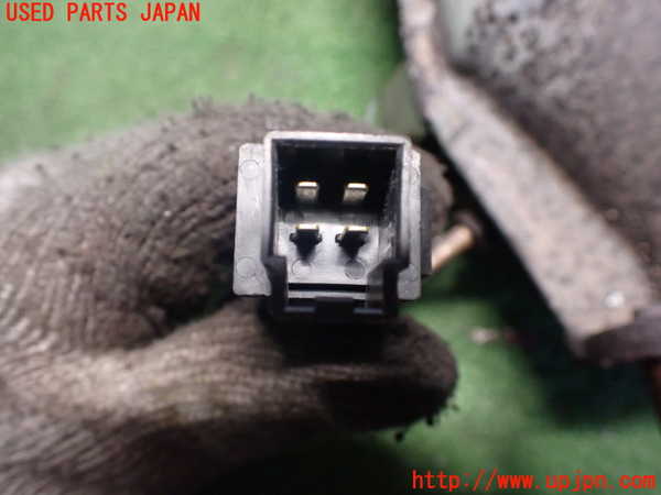 2UPJ-23632661]スカイライン(HR32)触媒1 中古_m0005.jpg