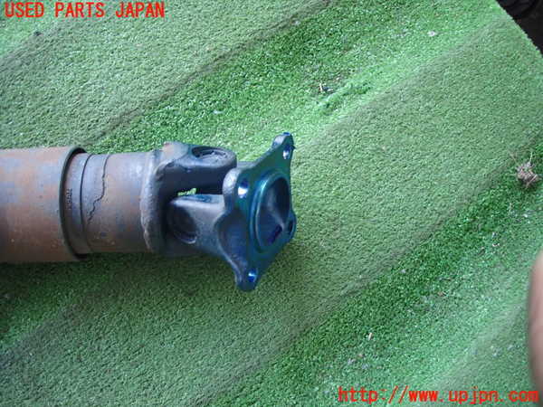 5UPJ-23633410]スカイライン(HR32)リアプロペラシャフト 中古_m0004.jpg
