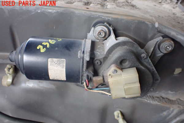 5UPJ-23636770]スカイライン(HR32)フロントワイパーモーター 中古_m0001.jpg