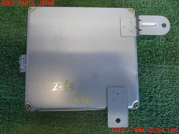 2UPJ-23636110]スカイライン(HR32)エンジンコンピューター 中古_m0002.jpg