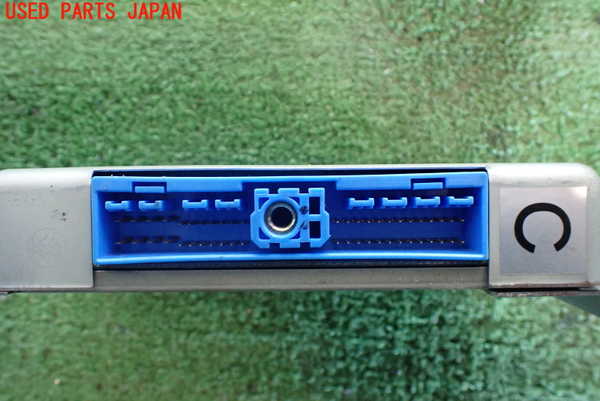 2UPJ-23636115]スカイライン(HR32)ミッションコンピューター 中古_m0002.jpg