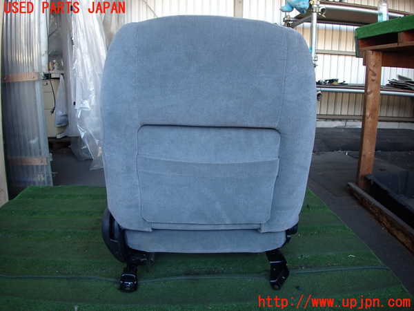 2UPJ-23637065]スカイライン(HR32)助手席シート 中古_m0002.jpg