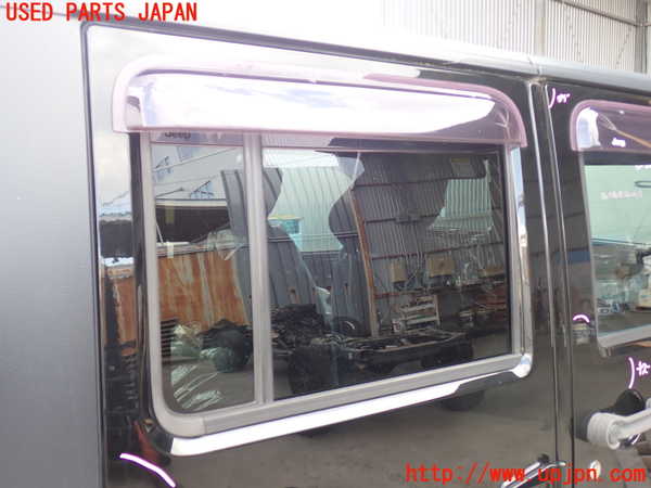 2UPJ-23641290]ジープ・ラングラー アンリミテッド(JK36L)右後ドア (43R-000265 M513) 中古_m0002.jpg