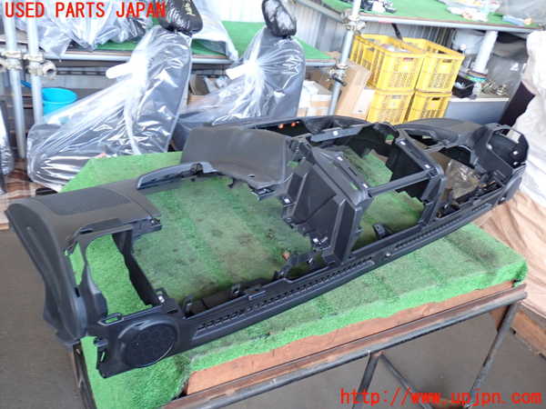 2UPJ-23647505]ジープ・ラングラー アンリミテッド(JK36L)ダッシュボード 中古_m0004.jpg