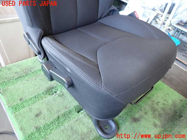 2UPJ-23647035]ジープ・ラングラー アンリミテッド(JK36L)運転席シート 中古_m0002.jpg