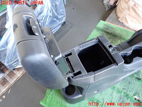 2UPJ-23647540]ジープ・ラングラー アンリミテッド(JK36L)センターコンソール 中古_m0003.jpg