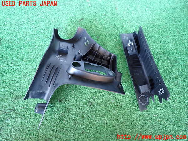 2UPJ-23647655]ジープ・ラングラー アンリミテッド(JK36L)右フロントピラートリム 中古_m0002.jpg