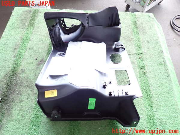 2UPJ-23647680]ジープ・ラングラー アンリミテッド(JK36L)左リアピラートリム 中古_m0004.jpg