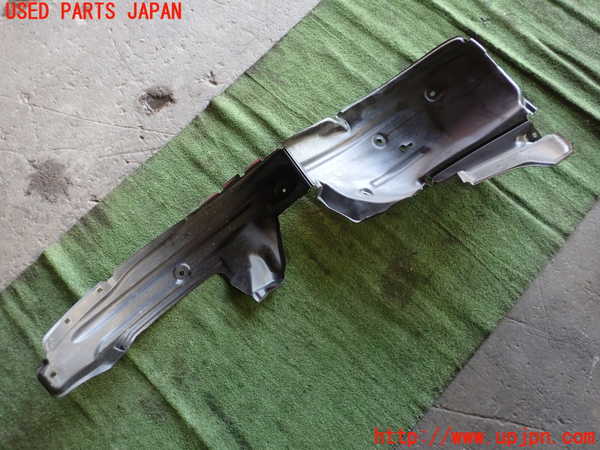 5UPJ-23651090]N-ONE(Nワン)(JG3)右前フェンダーライナー 中古_m0004.jpg