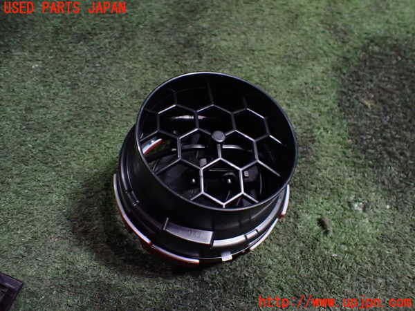 5UPJ-23657528]N-ONE(Nワン)(JG3)エアコン吹き出し口3 (真中) 中古_m0003.jpg
