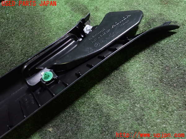 5UPJ-23657660]N-ONE(Nワン)(JG3)左フロントピラートリム 中古_m0004.jpg