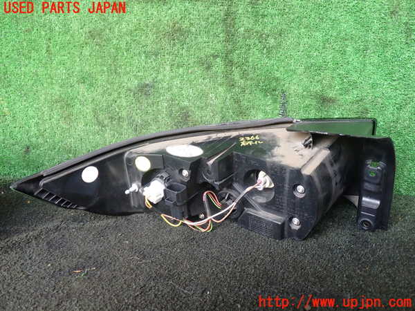 1UPJ-23661530]ランドローバー・レンジローバー イヴォーク(LV2A)右テールランプ 中古_m0002.jpg