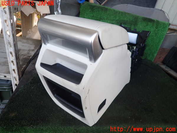 5UPJ-23667540]ランドローバー・レンジローバー イヴォーク(LV2A)センターコンソール 中古_m0003.jpg