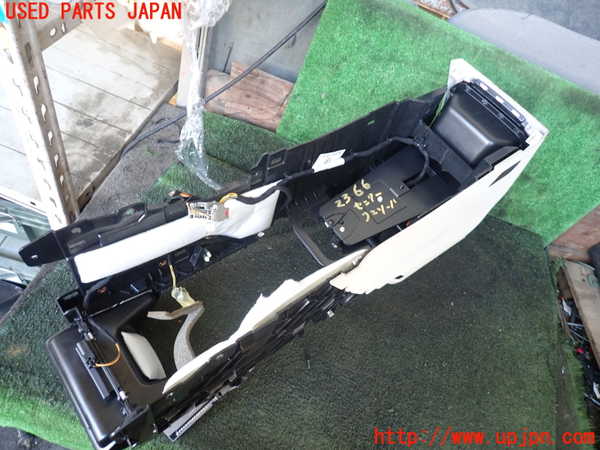 5UPJ-23667540]ランドローバー・レンジローバー イヴォーク(LV2A)センターコンソール 中古_m0004.jpg