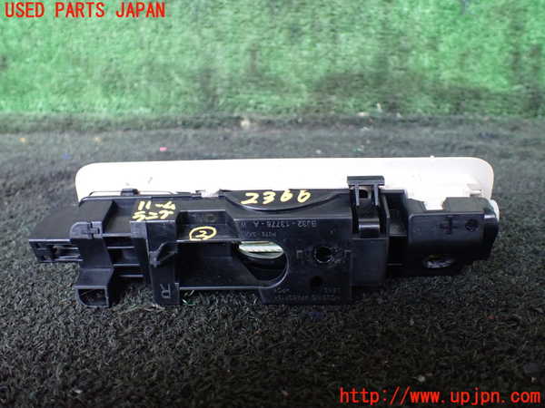 5UPJ-23666412]ランドローバー・レンジローバー イヴォーク(LV2A)ルームランプ2（2列目） 中古_m0002.jpg