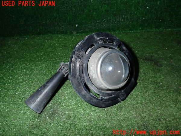 2UPJ-23681182]クライスラー・300(LX36)左フォグ 中古_m0001.jpg