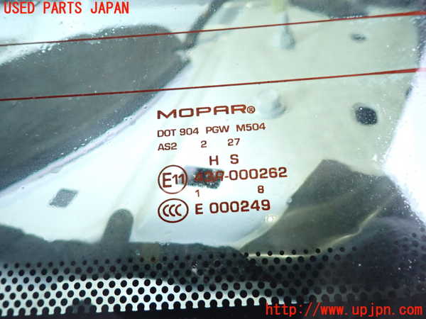 2UPJ-23681560]クライスラー・300(LX36)リアガラス (43R-000262) 中古_m0002.jpg