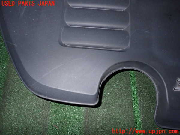 2UPJ-23682160]クライスラー・300(LX36)エンジンアッパーカバー 中古_m0002.jpg