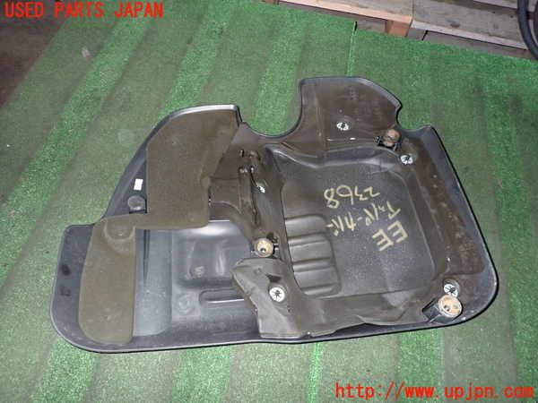 2UPJ-23682160]クライスラー・300(LX36)エンジンアッパーカバー 中古_m0004.jpg