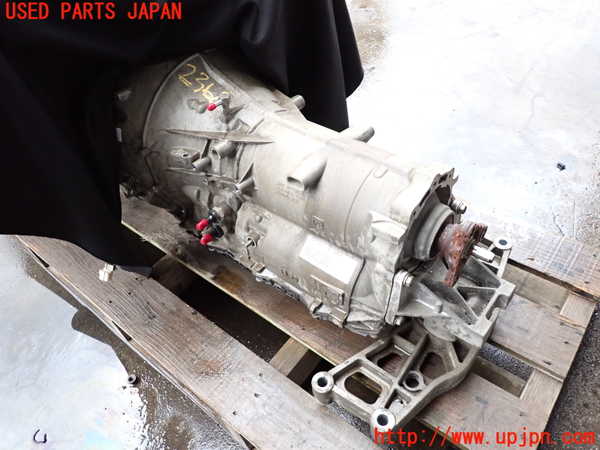 2UPJ-23683010]クライスラー・300(LX36)ミッション AT 不明 中古_m0001.jpg