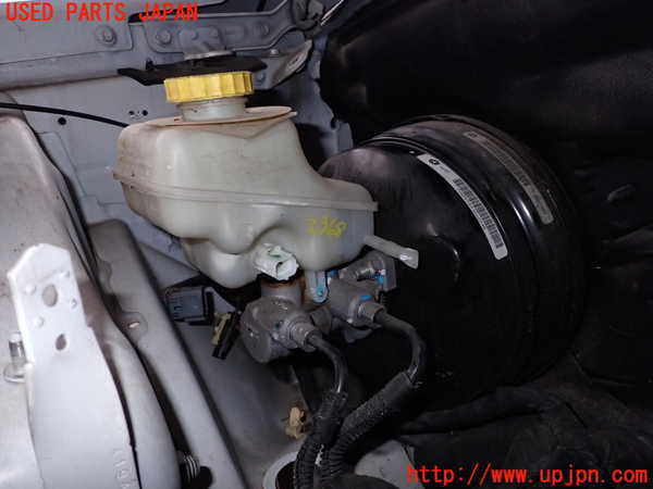 2UPJ-23684050]クライスラー・300(LX36)ブレーキマスターシリンダー 中古_m0001.jpg