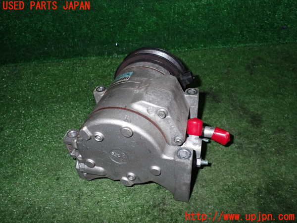 2UPJ-23686025]クライスラー・300(LX36)エアコンコンプレッサー 中古_m0002.jpg