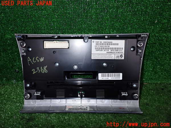 2UPJ-23686066]クライスラー・300(LX36)エアコンスイッチ1 中古_m0002.jpg