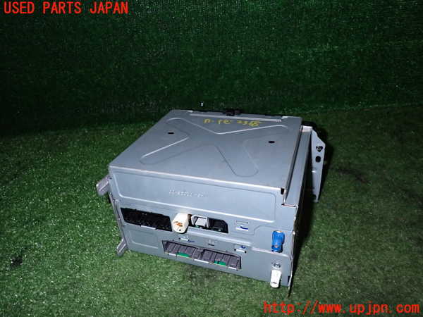 2UPJ-23686589]クライスラー・300(LX36)カーナビゲーション 中古_m0002.jpg