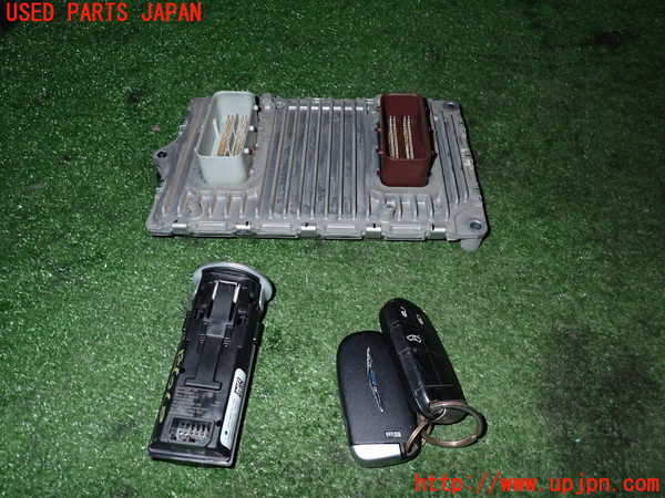 2UPJ-23686110]クライスラー・300(LX36)エンジンコンピューター 中古_m0004.jpg