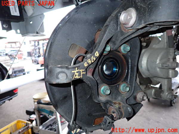 2UPJ-23694295]CX-5(KFEP)左フロントナックルハブ 中古_m0002.jpg