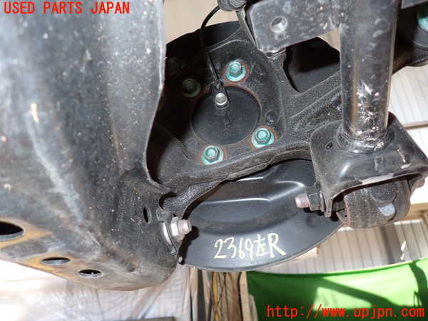 2UPJ-23694305]CX-5(KFEP)左リアナックルハブ 中古_m0002.jpg
