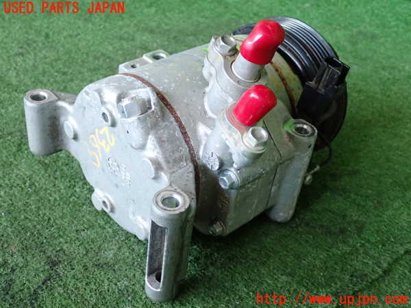 2UPJ-23696025]CX-5(KFEP)エアコンコンプレッサー 中古_m0002.jpg