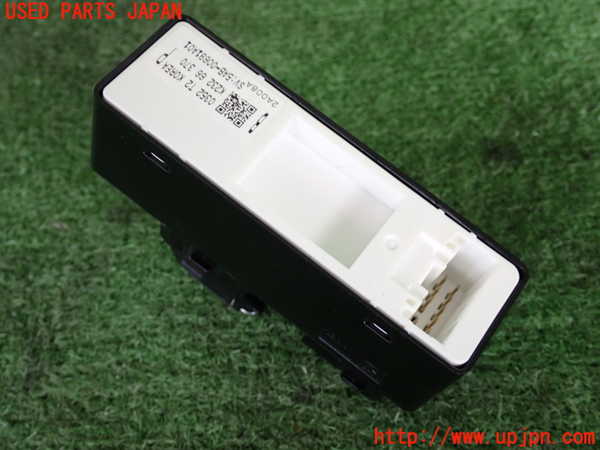 5UPJ-23696245]CX-5(KFEP)左前パワーウィンドウスイッチ 中古_m0002.jpg
