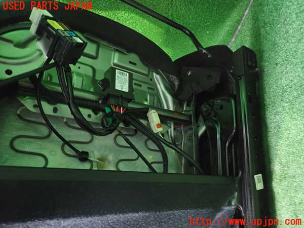 5UPJ-23697065]CX-5(KFEP)助手席シート 中古_m0005.jpg