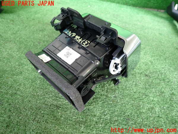 2UPJ-23697527]CX-5(KFEP)エアコン吹き出し口2 (左) 中古_m0002.jpg