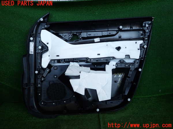 2UPJ-23691264]CX-5(KFEP)左前ドア内張り 中古_m0002.jpg