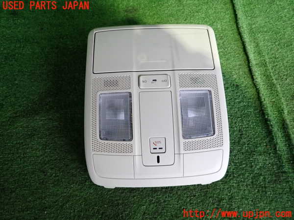 2UPJ-23696411]CX-5(KFEP)ルームランプ1 (真中 1列目) 中古_m0001.jpg