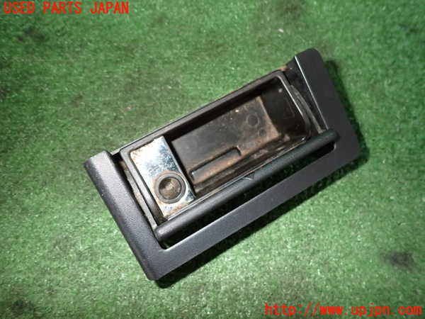 2UPJ-23707821]BMW Z3 ロードスター(CN22)(E36/7)灰皿1 中古_m0002.jpg