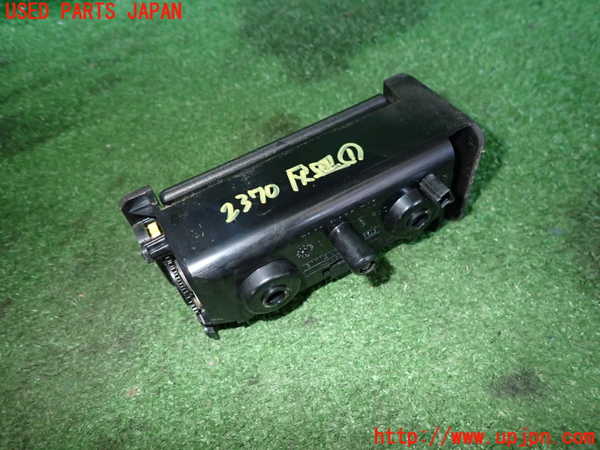 2UPJ-23707821]BMW Z3 ロードスター(CN22)(E36/7)灰皿1 中古_m0003.jpg