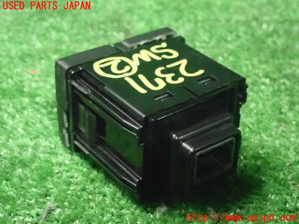 2UPJ-23716307]ルーミー(トール)(M900A)スイッチ2 (VSC OFF、プリクラッシュセーフティOFF、アイドリングストップOFF) 中古_m0002.jpg