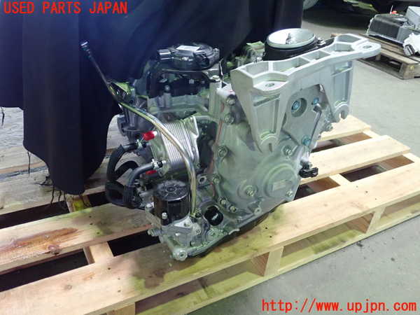 1UPJ-23723010]セレナ(FNC28)ミッション AT MR20DD 4WD 中古_m0001.jpg