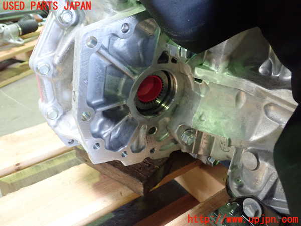 1UPJ-23723010]セレナ(FNC28)ミッション AT MR20DD 4WD 中古_m0003.jpg
