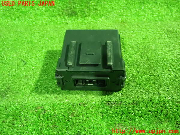 5UPJ-23726149]セレナ(FNC28)コンピューター4 (285T3 7DA2C) 中古_m0002.jpg