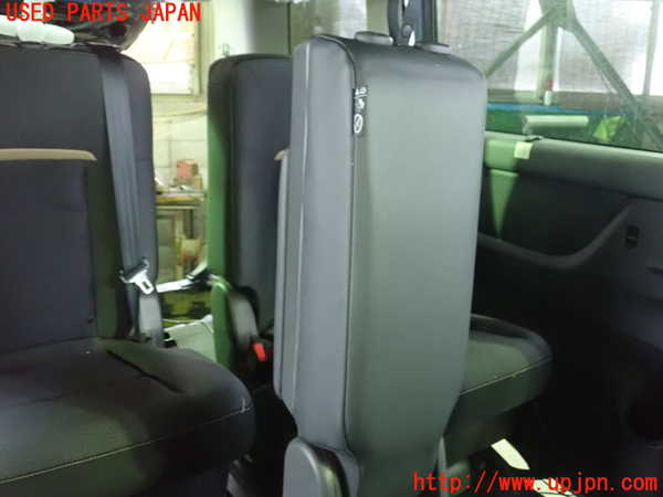 5UPJ-23727465]セレナ(FNC28)補助席 中古_m0002.jpg