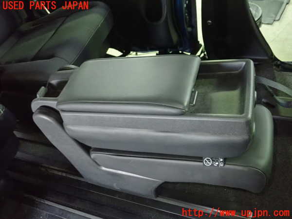 5UPJ-23727465]セレナ(FNC28)補助席 中古_m0004.jpg