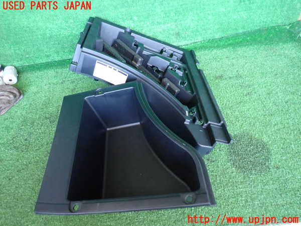 2UPJ-23747772]レクサス・RX350(GGL10W)ラゲッジトレイ2 中古_m0001.jpg