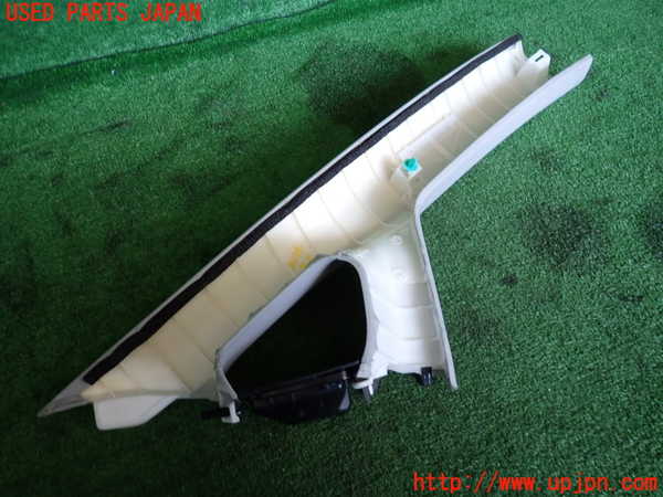 2UPJ-23747660]レクサス・RX350(GGL10W)左フロントピラートリム 中古_m0002.jpg